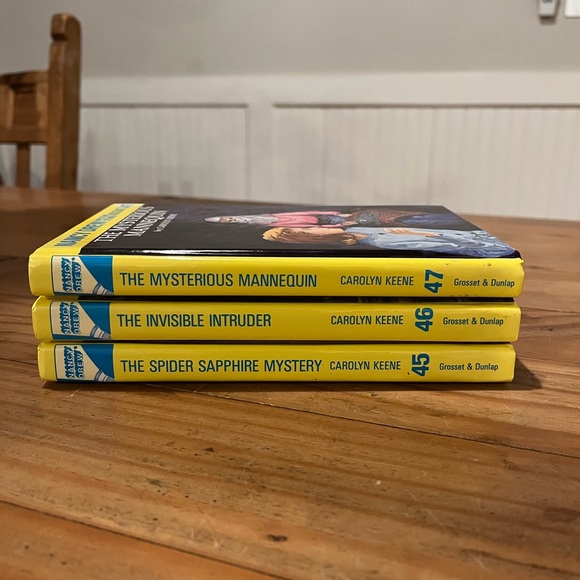 Nancy Drew Mystery Book Set #45, #46, #47 - Picture 4 of 13
